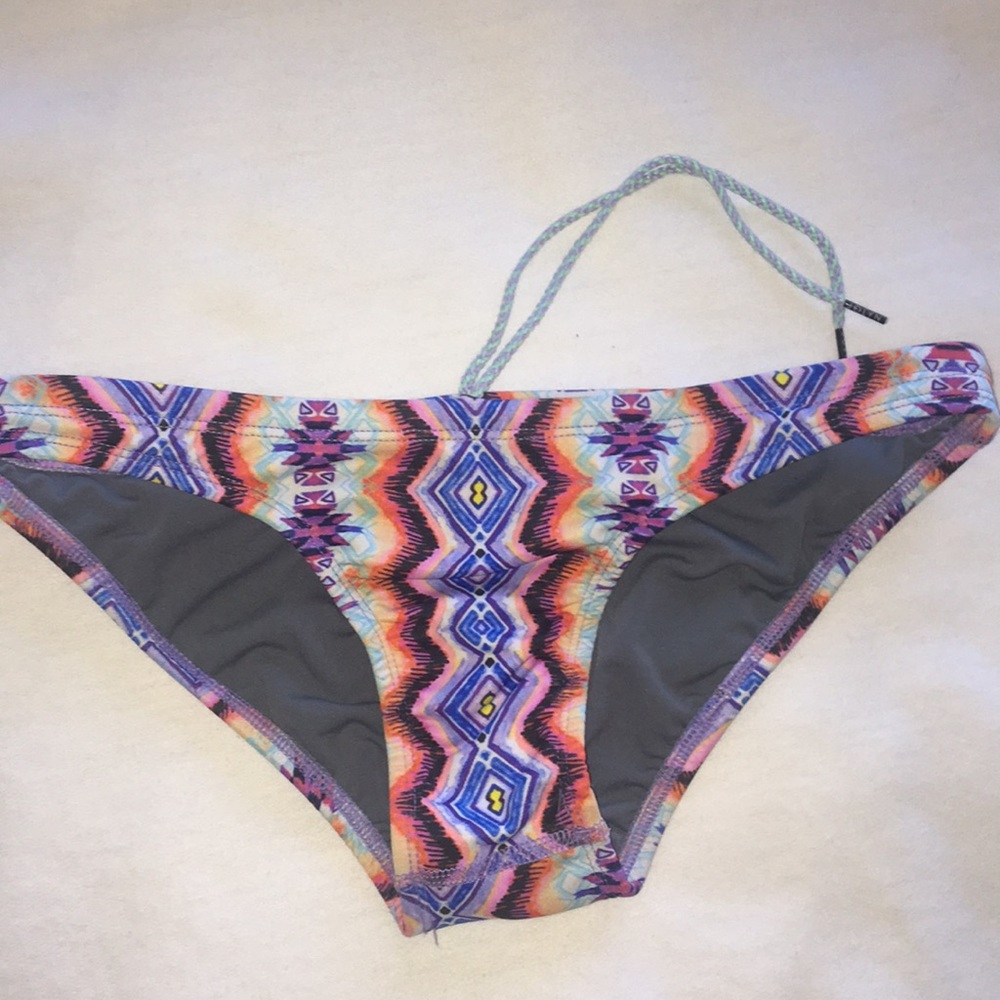 Size small Jolyn bottoms